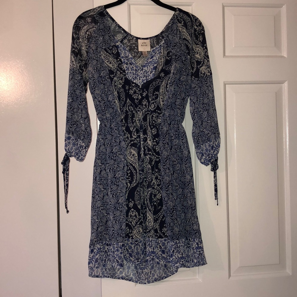 Knox Rose paisley blue flow dress